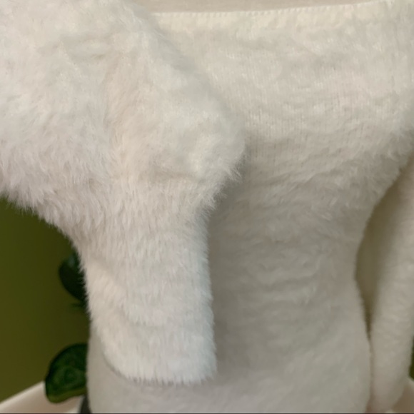 H&M eyelash square neck sweater. - Picture 7 of 11